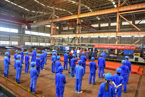 4500DWT3号开工-压缩.JPG